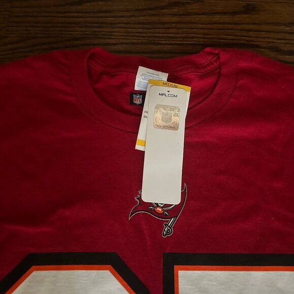 BRAND NEW W/ TAGS Gronkowski Tampa Bay Buccaneers NFL TEAM APPAREL Mens Medium - Picture 5 of 5